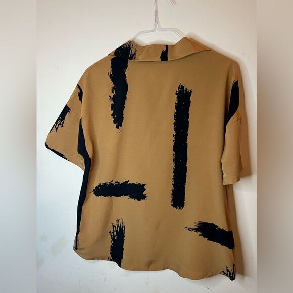 Fashion Nova Button down shirt - Picture 7 of 7